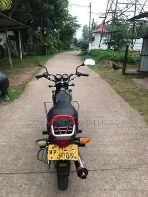 Bajaj Boxer 2006
