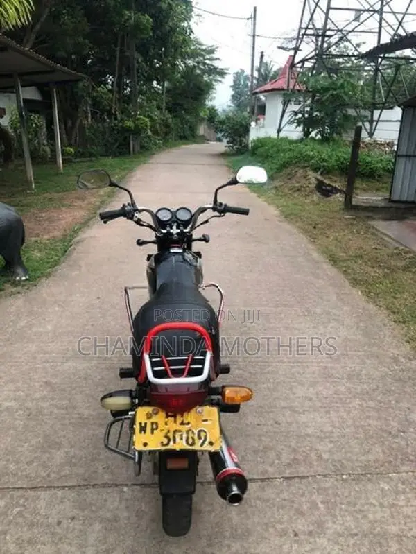 Bajaj Boxer 2006