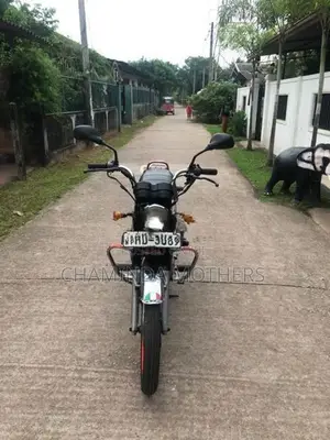 Bajaj Boxer 2006