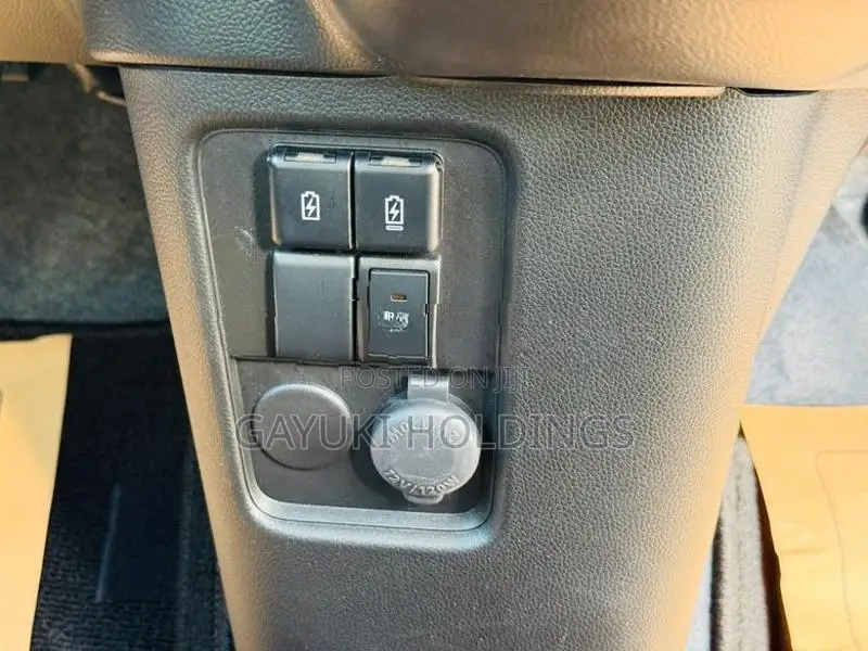 Suzuki Wagon R Custom Z 2024