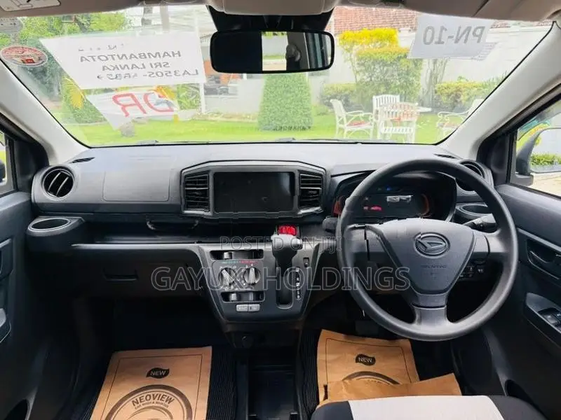 Daihatsu Mira L 2024