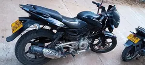 Bajaj Pulsar 180 2011