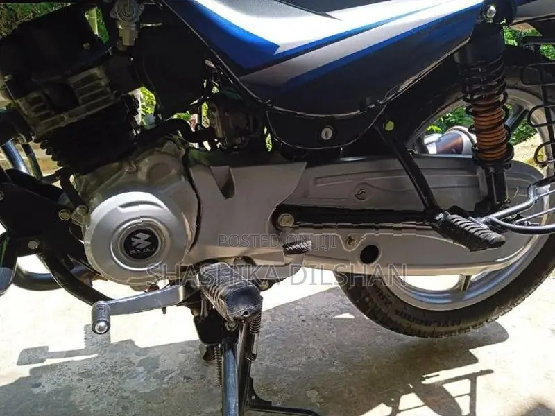 Bajaj CT100 2025
