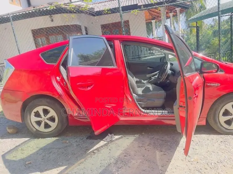 Toyota Prius 2012