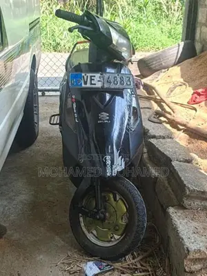 Bajaj Kristal 2011