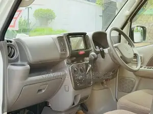 Suzuki Every 2024