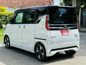 Nissan Roox 2023