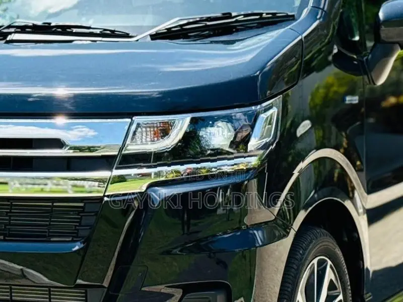 Suzuki Wagon R Custom Z Hybrid 2025