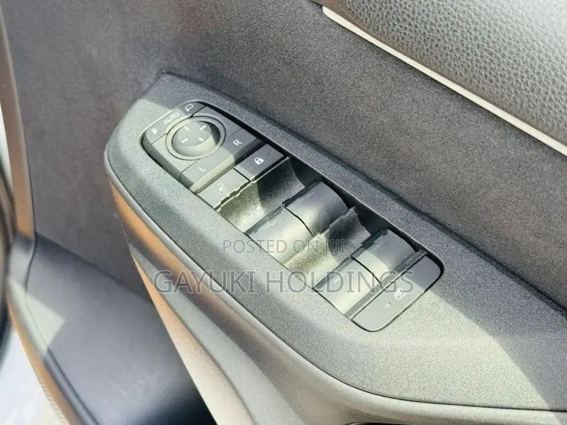 Toyota Yaris X Highest 2025