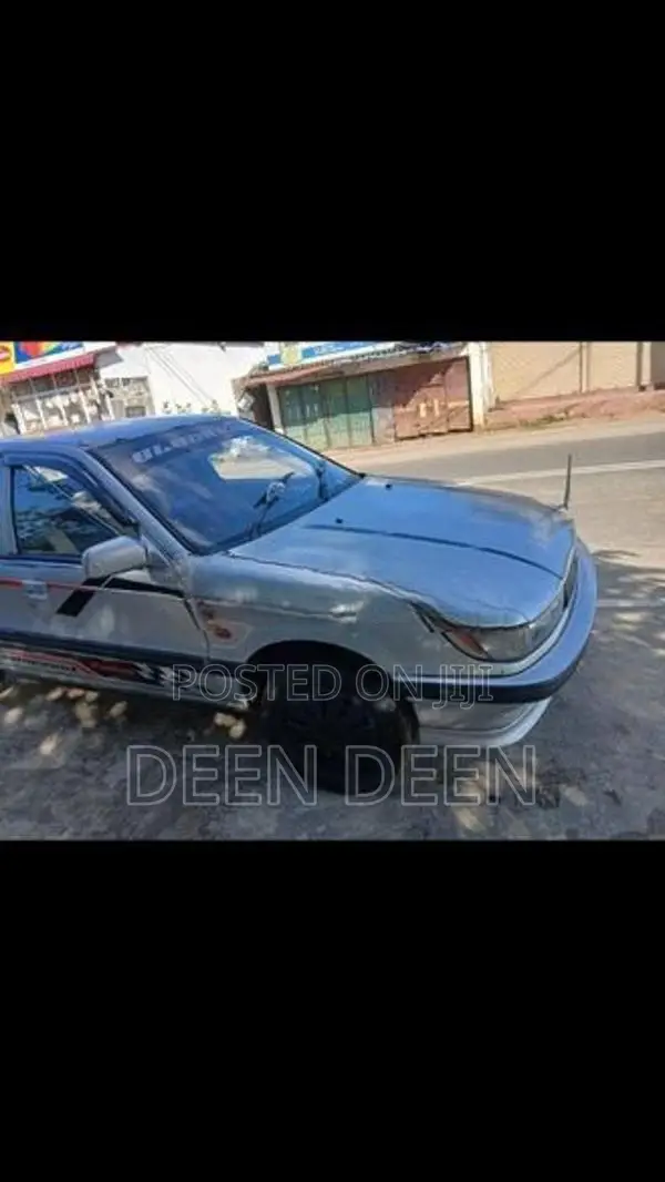 Mitsubishi Lancer 1989