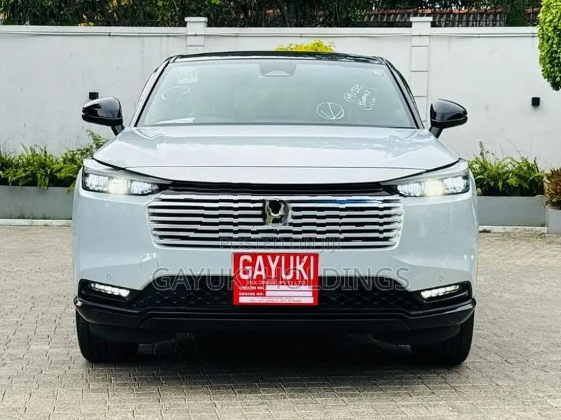 Honda Vezel Z Play 2026 MoonRoof