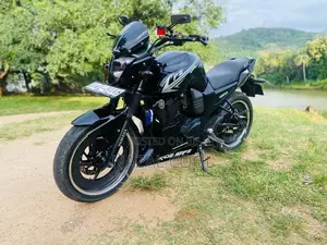 Yamaha FZ V1 2011