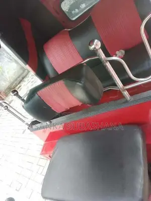 Bajaj Re 2010