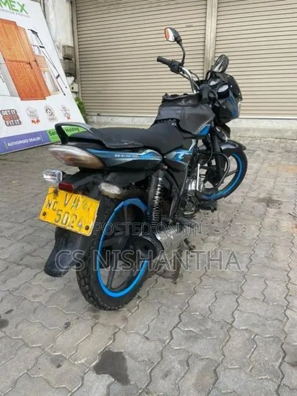 Bajaj Discover 2010