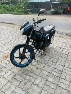 Bajaj Discover 2010