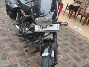 Bajaj Discover 2012