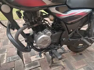 Bajaj Discover 2012