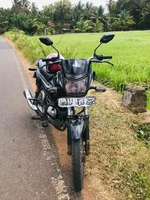 Bajaj Platina 100 2018