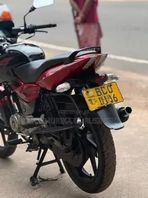 Bajaj Pulsar 150 2015