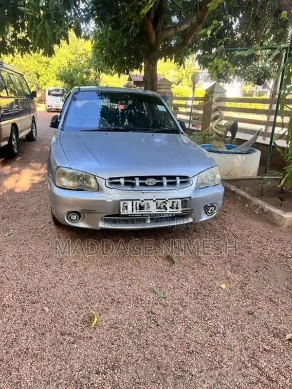 Hyundai Accent 2002
