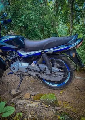 Bajaj CT100 2026
