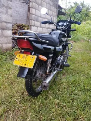 Bajaj CT100 2006