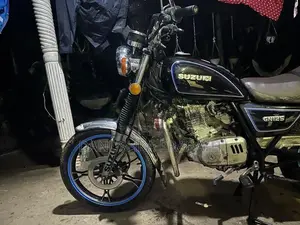 Suzuki GN 125 2003