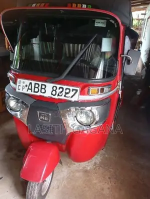 Bajaj RE Three Wheeler 2015