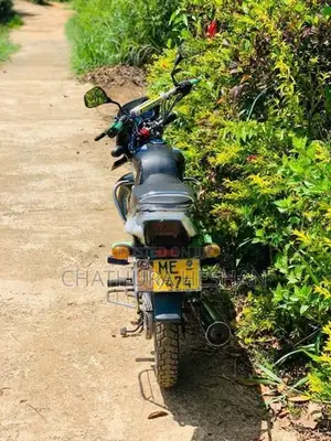Bajaj CT100 2005