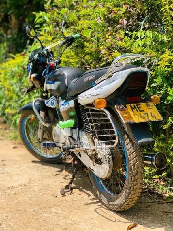 Bajaj CT100 2005