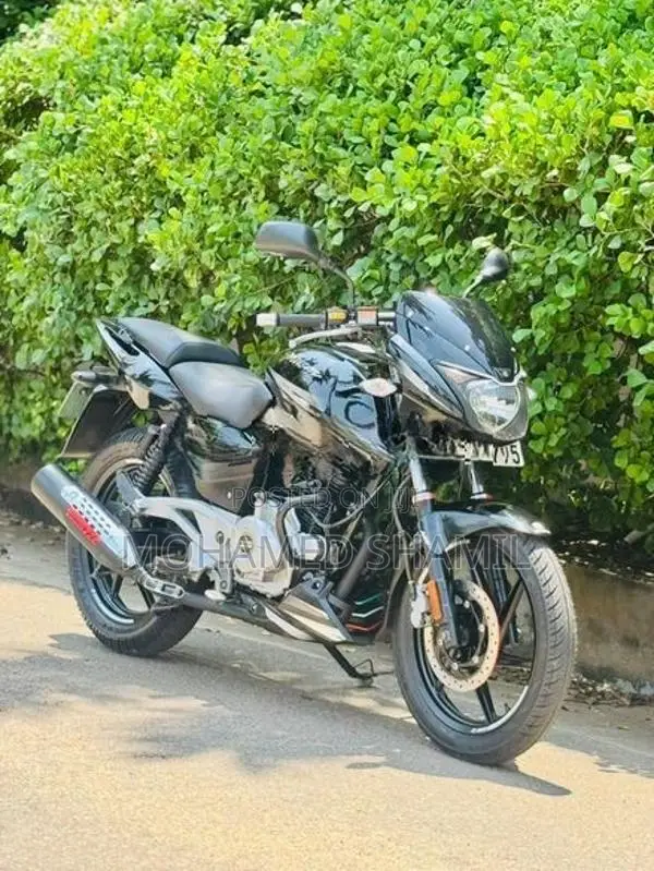 Bajaj Pulsar 180 2016