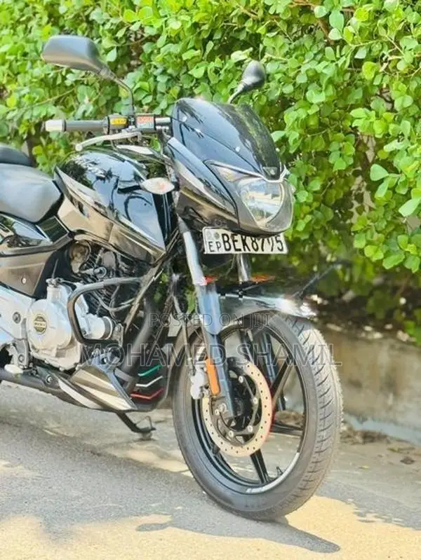 Bajaj Pulsar 180 2016