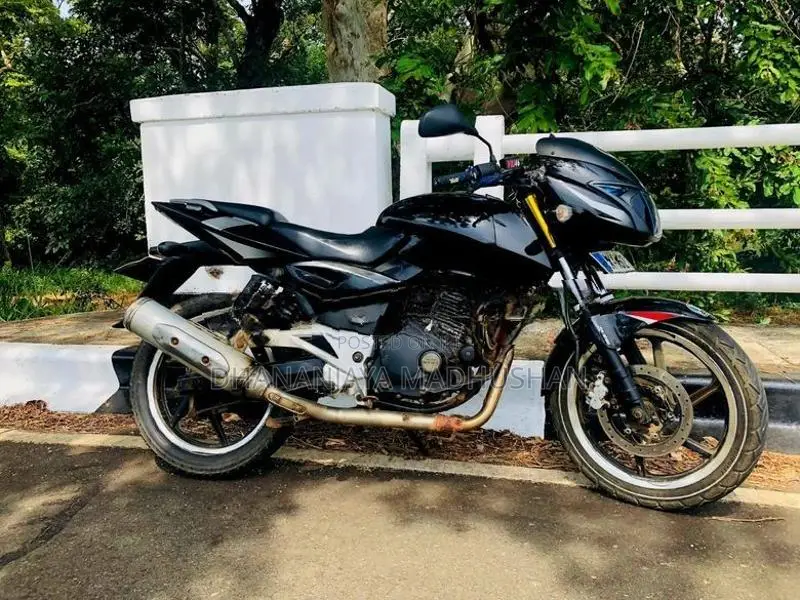 Bajaj Pulsar 200 2026