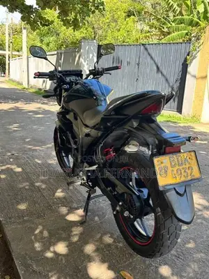 Suzuki Gixxer 2016