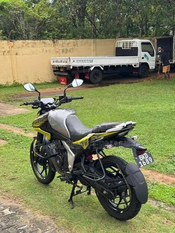 Bajaj Pulsar N125 2025