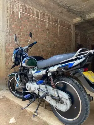 Bajaj CT100 2007