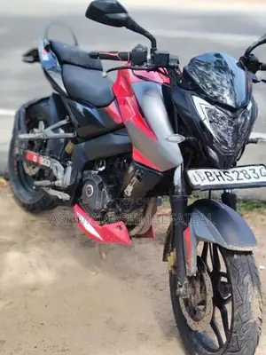 Bajaj Pulsar NS200 2018