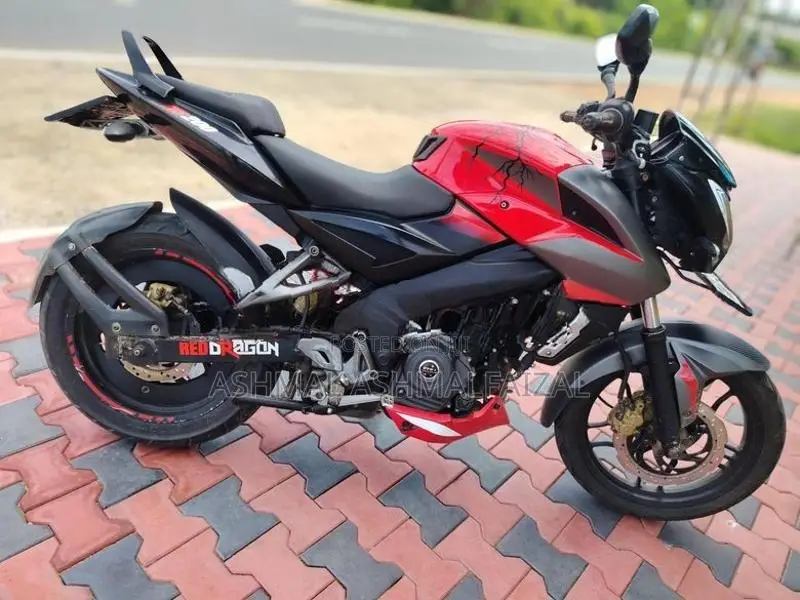 Bajaj Pulsar NS200 2018