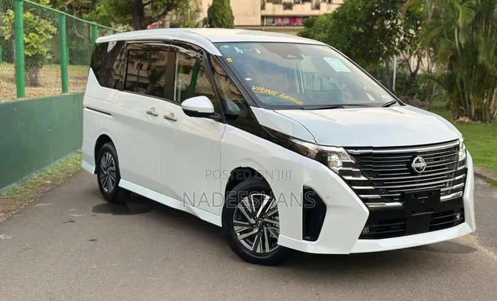 Nissan Serena HIGHWAY STAR V E-PWR 2025