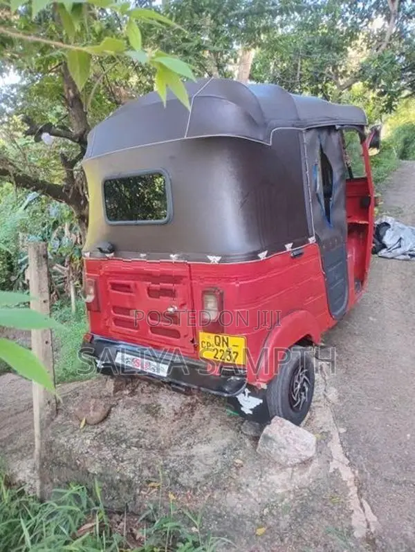 Bajaj RE 2007