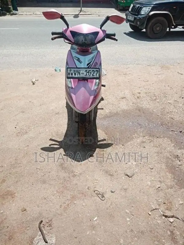 TVS Streak 2010