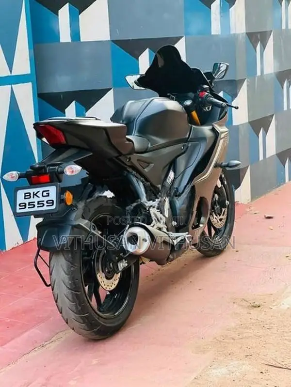 Yamaha R15 V4 2026