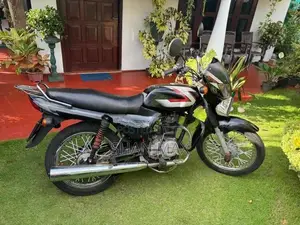 Bajaj CT100 2012
