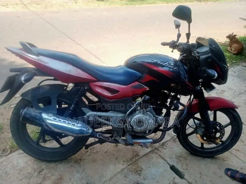 Bajaj Pulsar 150 2016