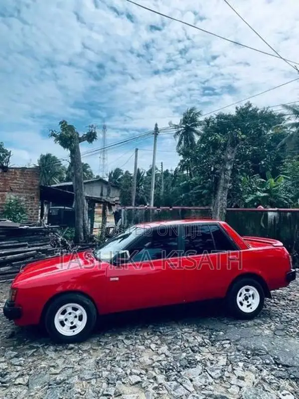 Nissan Sunny 1982