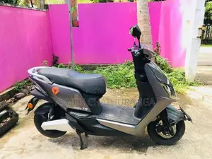 Yadea T5 2024