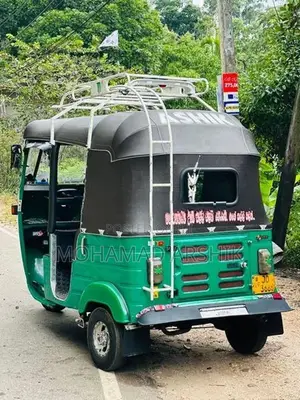 Bajaj RE 2004