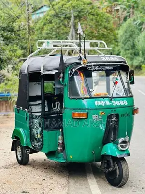 Bajaj RE 2004