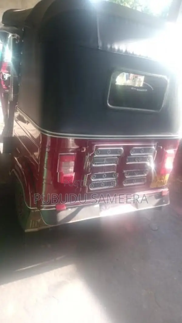 Bajaj RE 2008