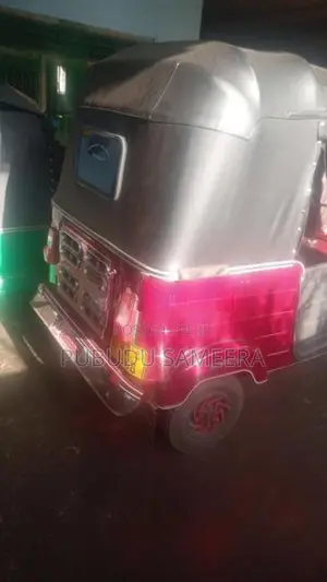Bajaj RE 2008